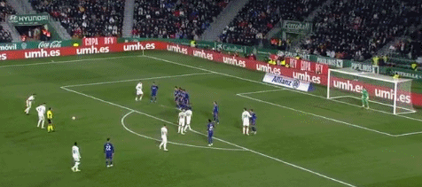 中足联俱乐部财务约定：若签阴阳合同俱乐部将降级，球员禁赛两年