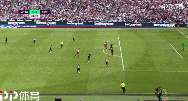 国内首个残疾人铁人三项赛事开赛，134名运动员角逐19金