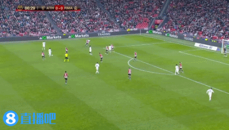 弗拉格砍下35分8篮板，莱昂纳德贡献30分，独行侠客场险胜快船